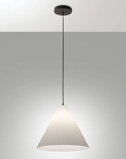 Lampada a Sospensione Cone, Struttura in Metallo e Plastica Vegetale, Attacco E27, IP20, Colore Bianco, Diametro 315mm - Design Moderno
