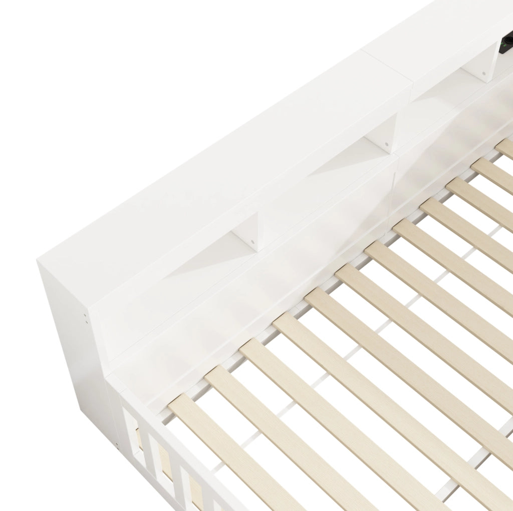 Letto da giorno 140x190 cm con vano laterale, prese e USB, bianco