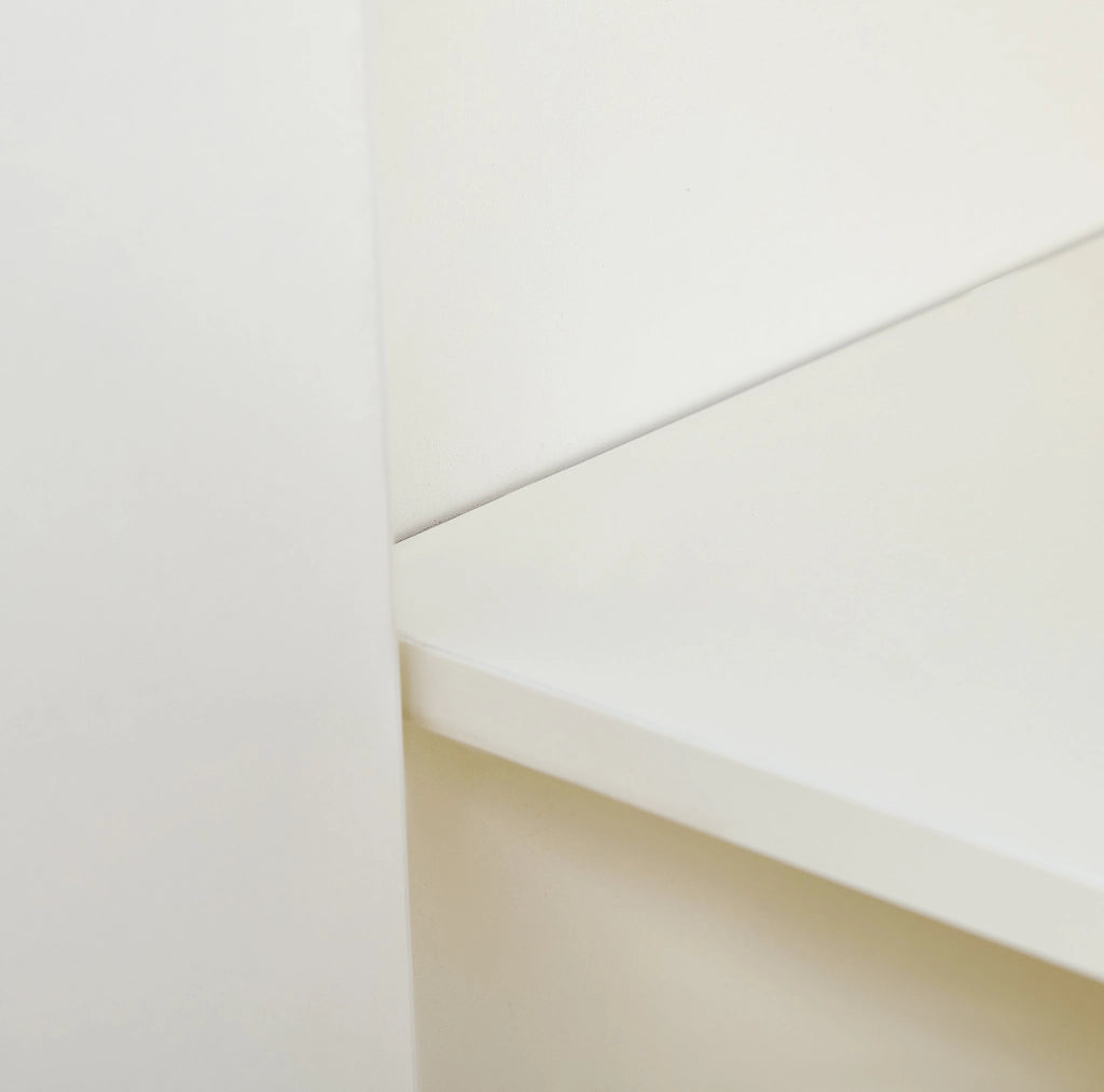 Credenza bianca 160 cm con 2 cassetti e 4 ante