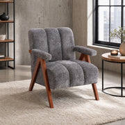 Poltrona in bouclé con struttura in legno massello di quercia, stile moderno, gialla