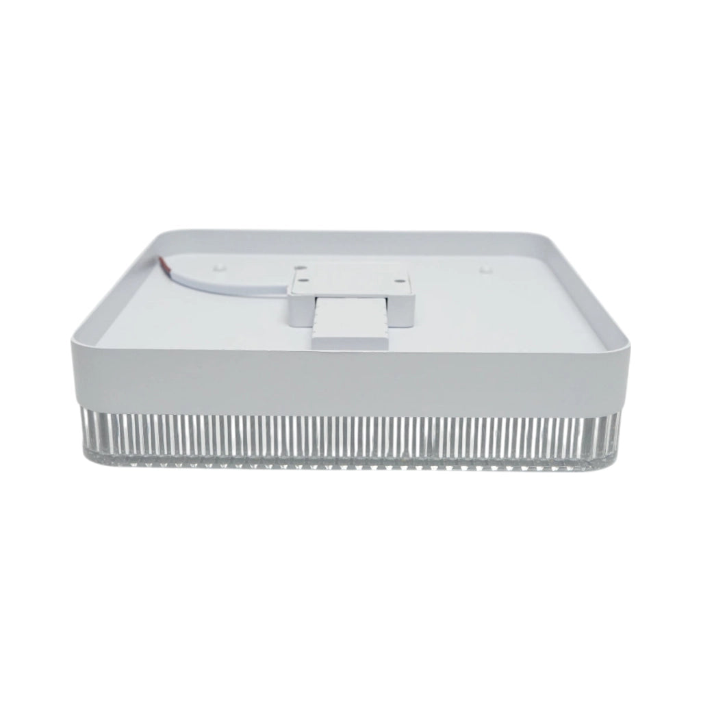 Plafoniera LED 24W, 220V, luce fredda 6500K, corpo quadrato 180x180x40mm, IP20.