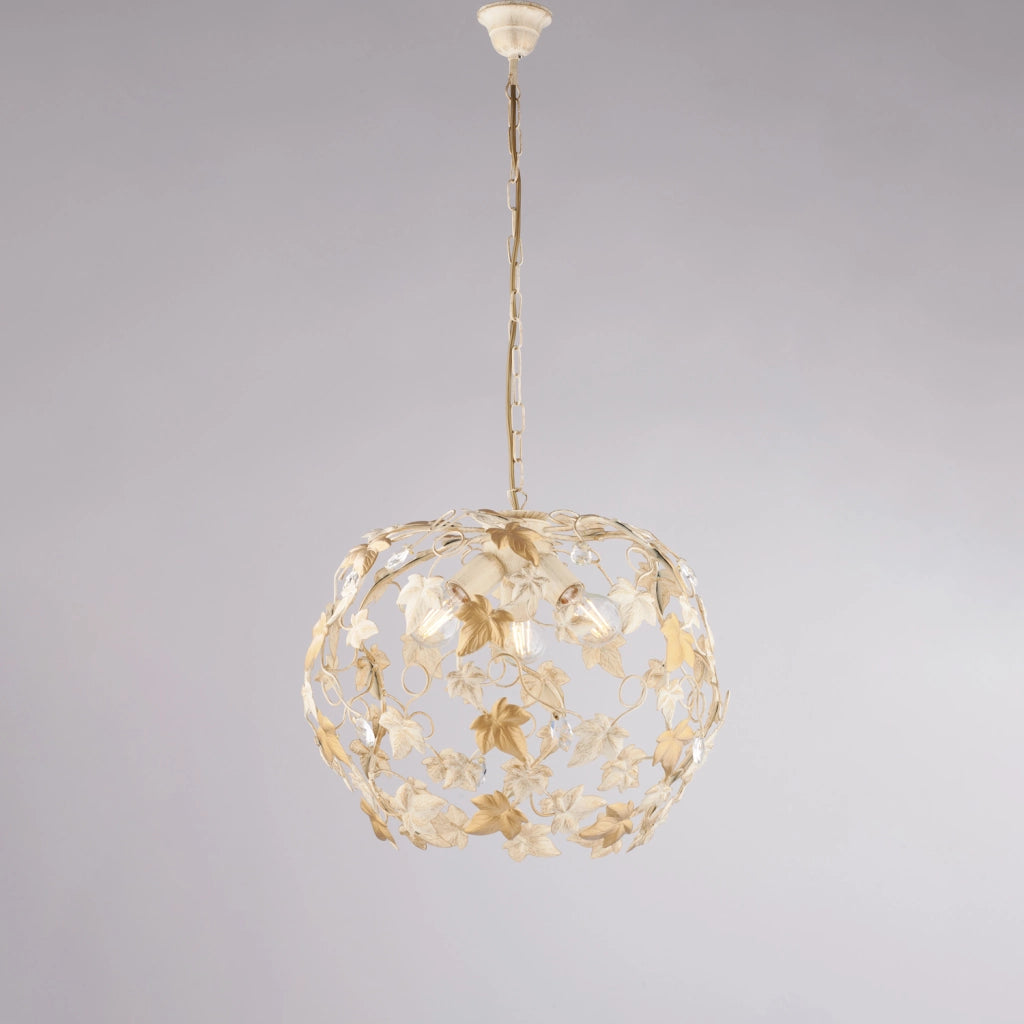 Lampadario in ferro laccato avorio con decorazione oro antico e strass in cristallo 3 luci