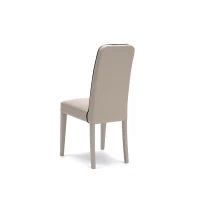 E-STYLO Sedia in similpelle beige con bordino marrone e gambe in legno di faggio laccato, imbottita, 59cm X 46cm H. 99cm.