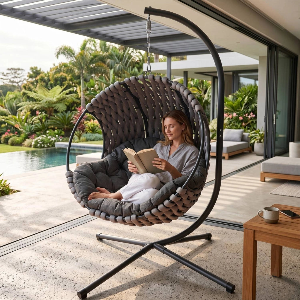 Poltrona Sospesa ITACA da Giardino con Cuscino Impermeabile, Struttura in Acciaio Zincato e Design Moderno Outdoor