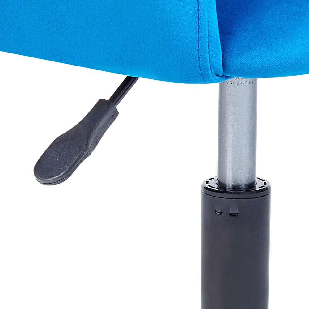 Sedia da ufficio velluto blu braccioli schienale intagliato gambe in metallo moderna industriale girevole con rotelle