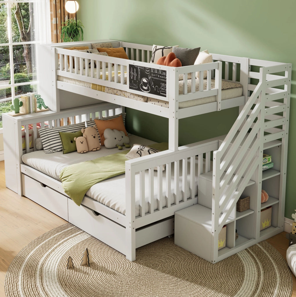 Letto a castello per bambini in pino bianco con scala e vani contenitore