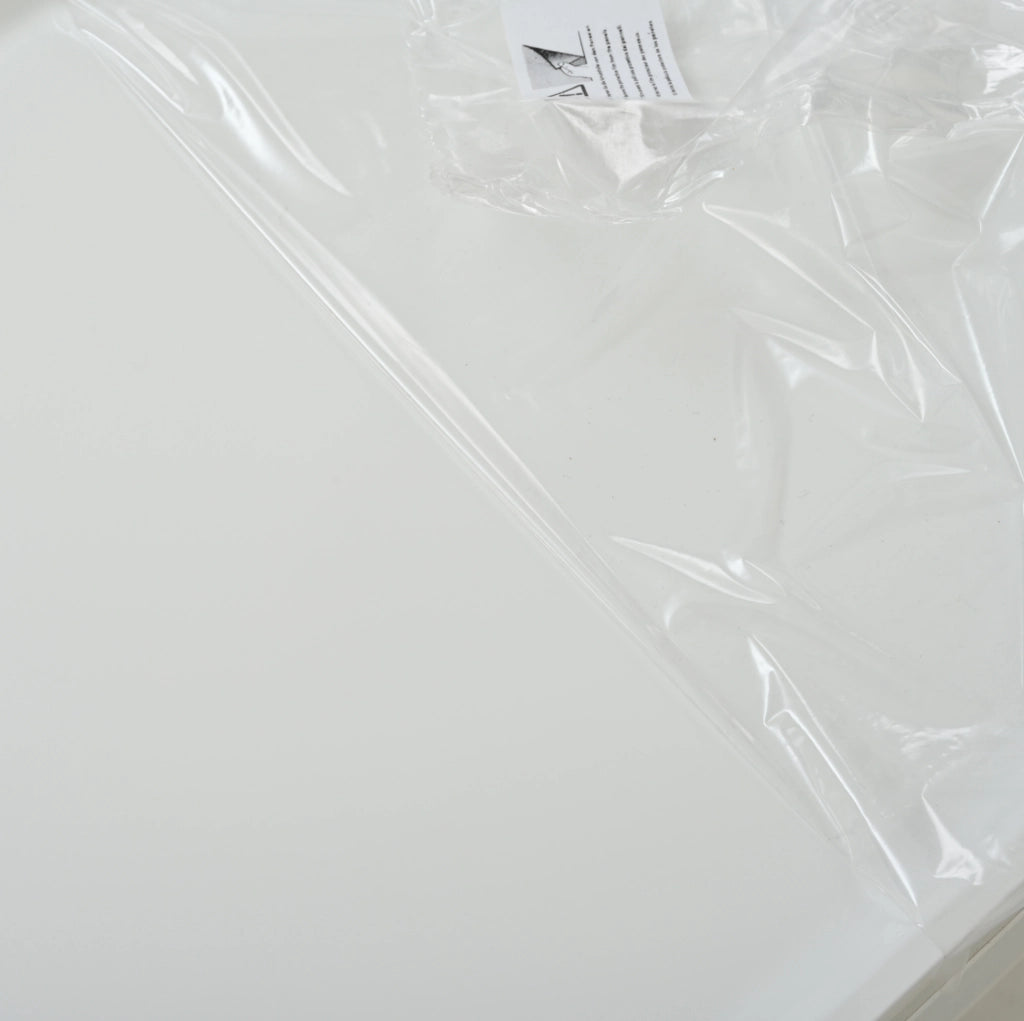 Mobile TV bianco lucido con LED e 4 cassetti