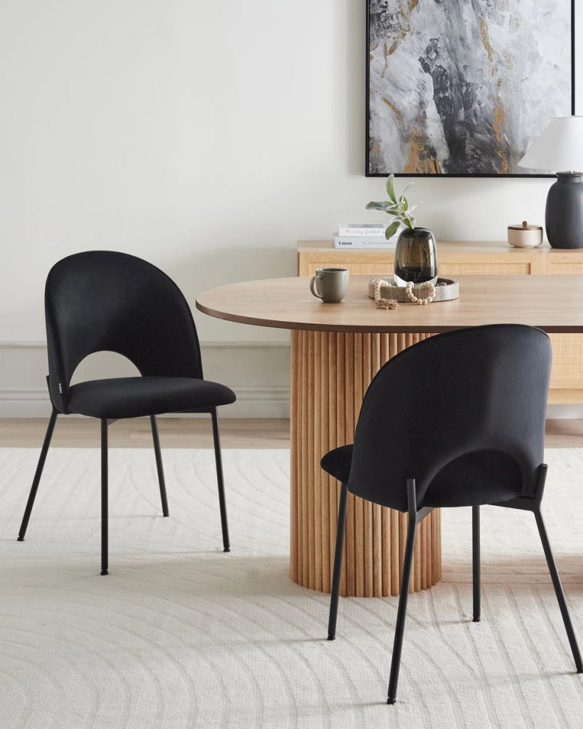 Set di 2 sedie da pranzo rivestimento in velluto nero gambe nere glamour retrò