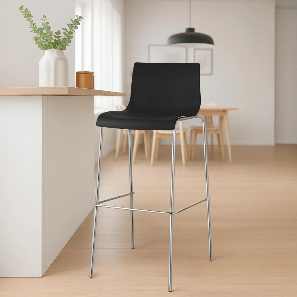 Set di 2 sgabelli da bar Hoover in plastica con struttura a 4 piedi cromata 5