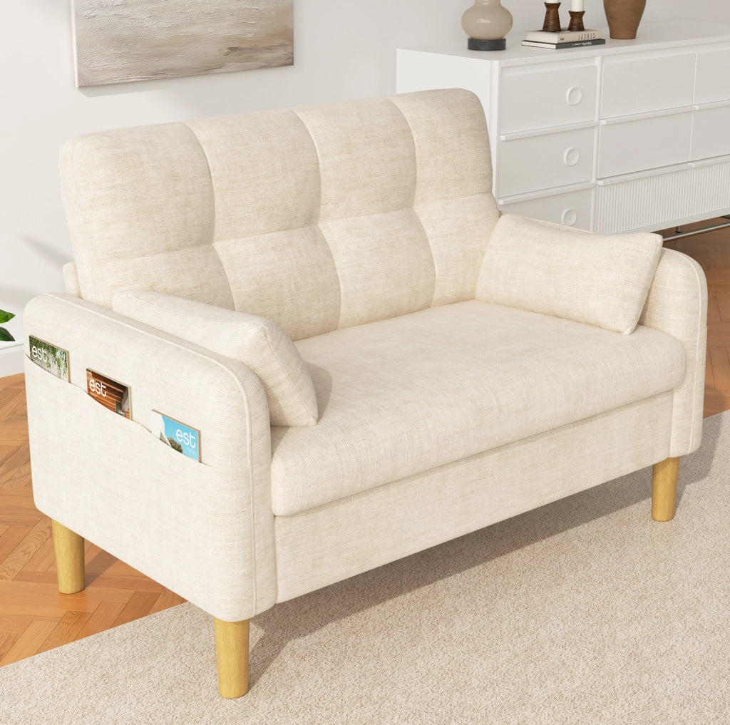 Divano a 2 posti in chenille beige con 2 cuscini; tasca laterale e schienale alto 119x78x85 cm