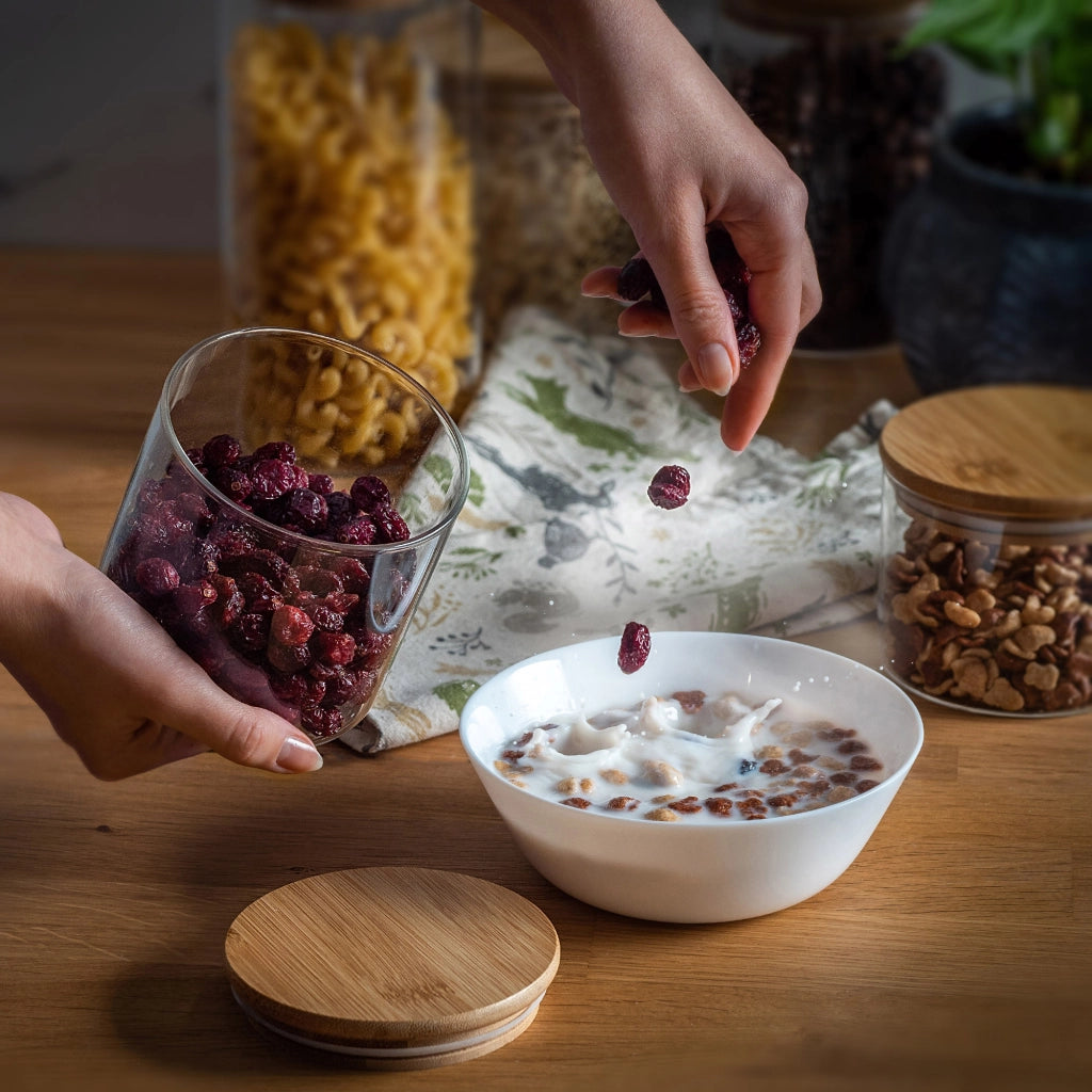 Contenitore per alimenti KADAX, barattolo in vetro per pasta e spezie con coperchio, 680 ml