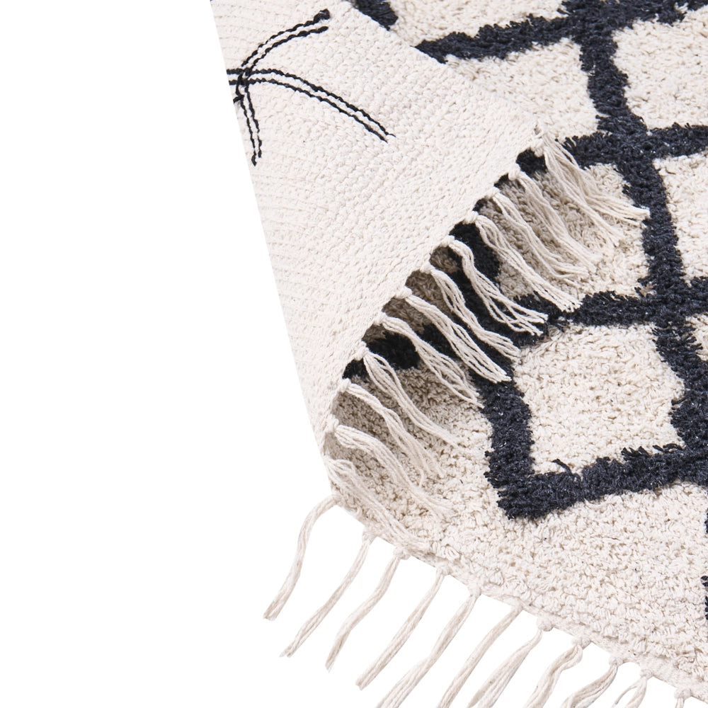 Tappeto in cotone beige e nero con motivo geometrico e nappe 80 x 230 cm camera da letto soggiorno