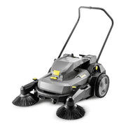 KARCHER Spazzatrice Professionale KM 70/30 C BP 2SB - Trazione - Potenza: 36 V - Max. prestazioni di area: 3920 m²/h - Larghezza di lavoro: 480 mm