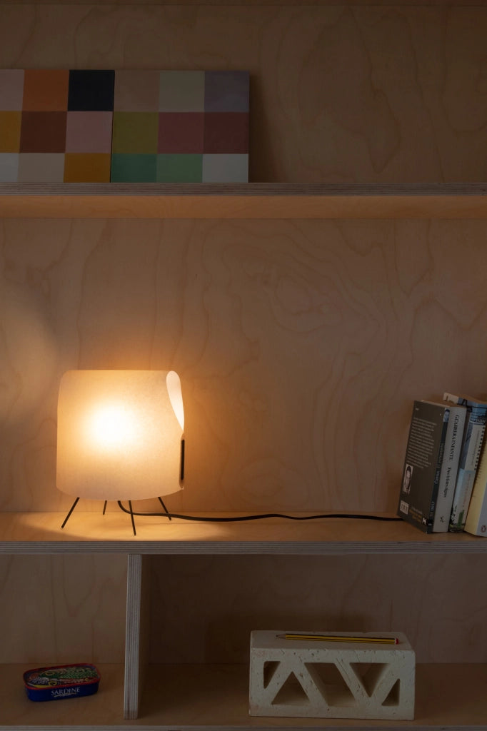 LUANG XS Lampada da tavolo nera/cammello