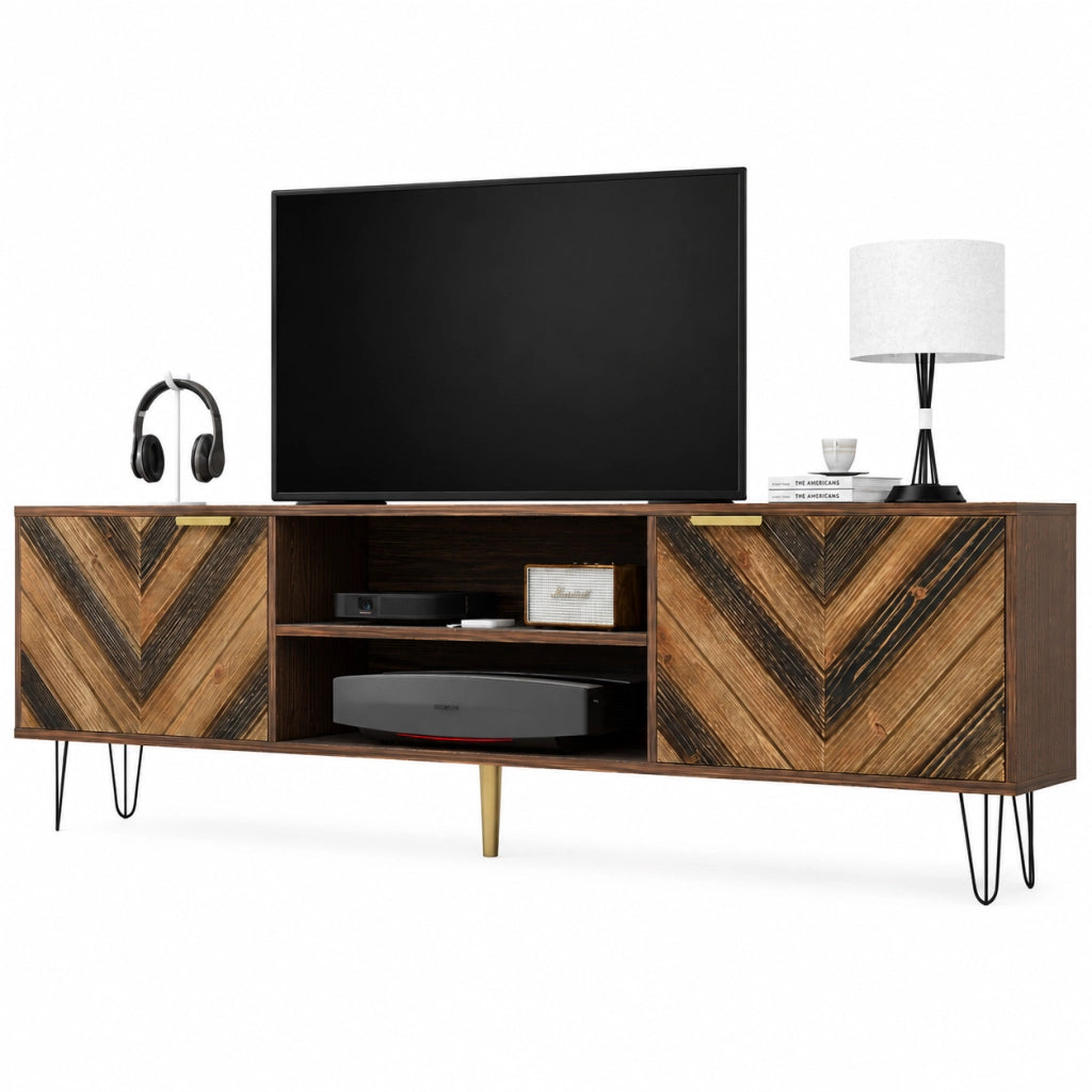 Mobile TV 155x38x48 cm; 2 ante con maniglie oro e piedini in ferro; pannello truciolare; colore naturale