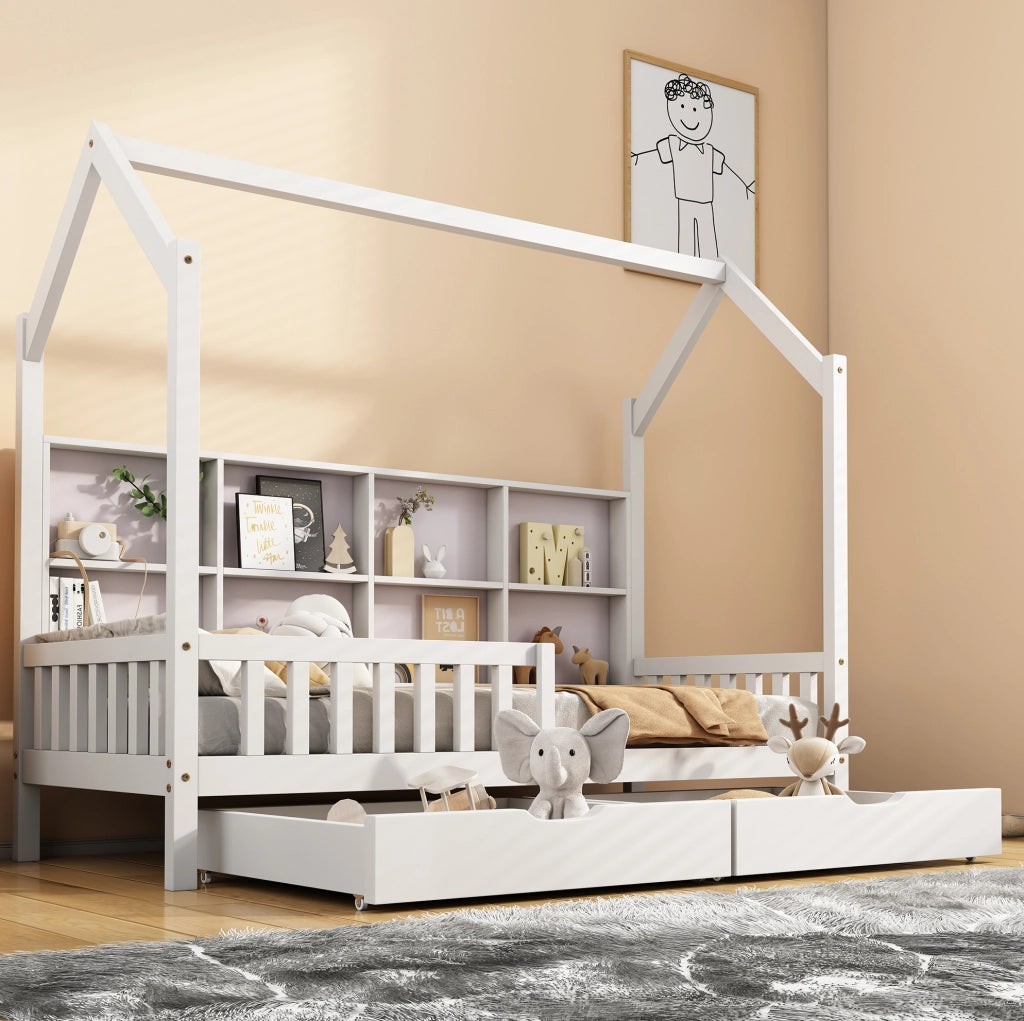 Letto a casetta per bambini 90x200 cm in pino bianco con libreria; 2 cassetti e sponde