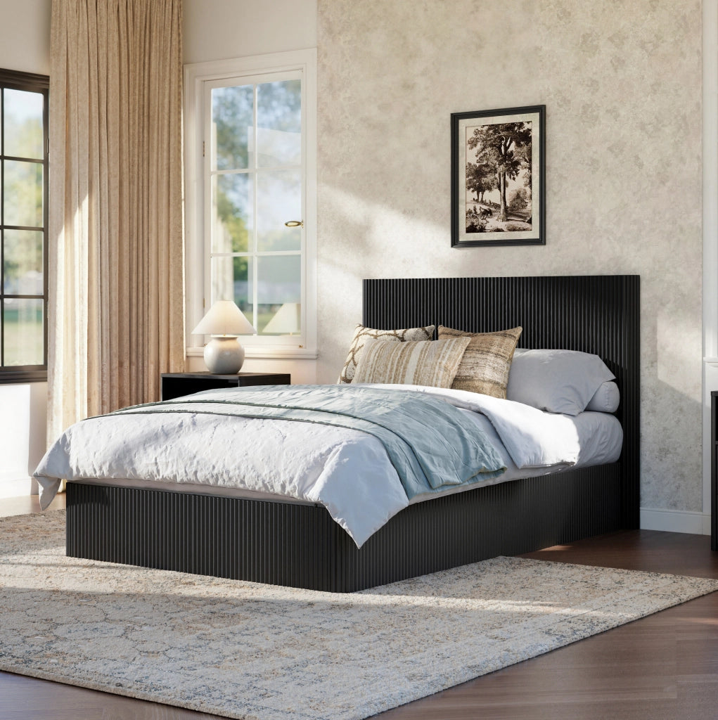 Letto 140x200 cm con contenitore e sollevamento idraulico in MDF e metallo nero