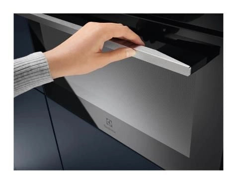 Electrolux KVLBE08X Forno Multifunzione con microonde compatto MealAssist CombiQuick Serie 800