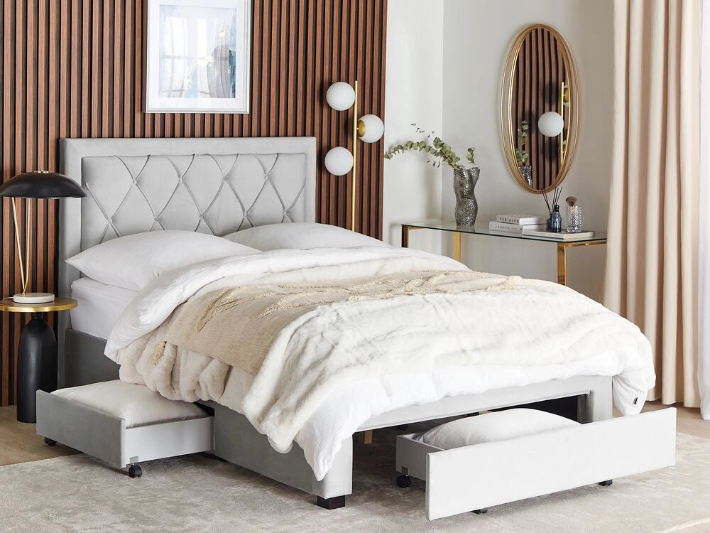 Letto contenitore tappezzeria in velluto grigio chiaro 140 x 200 cm trapuntato testiera alta cassetti Glam Design