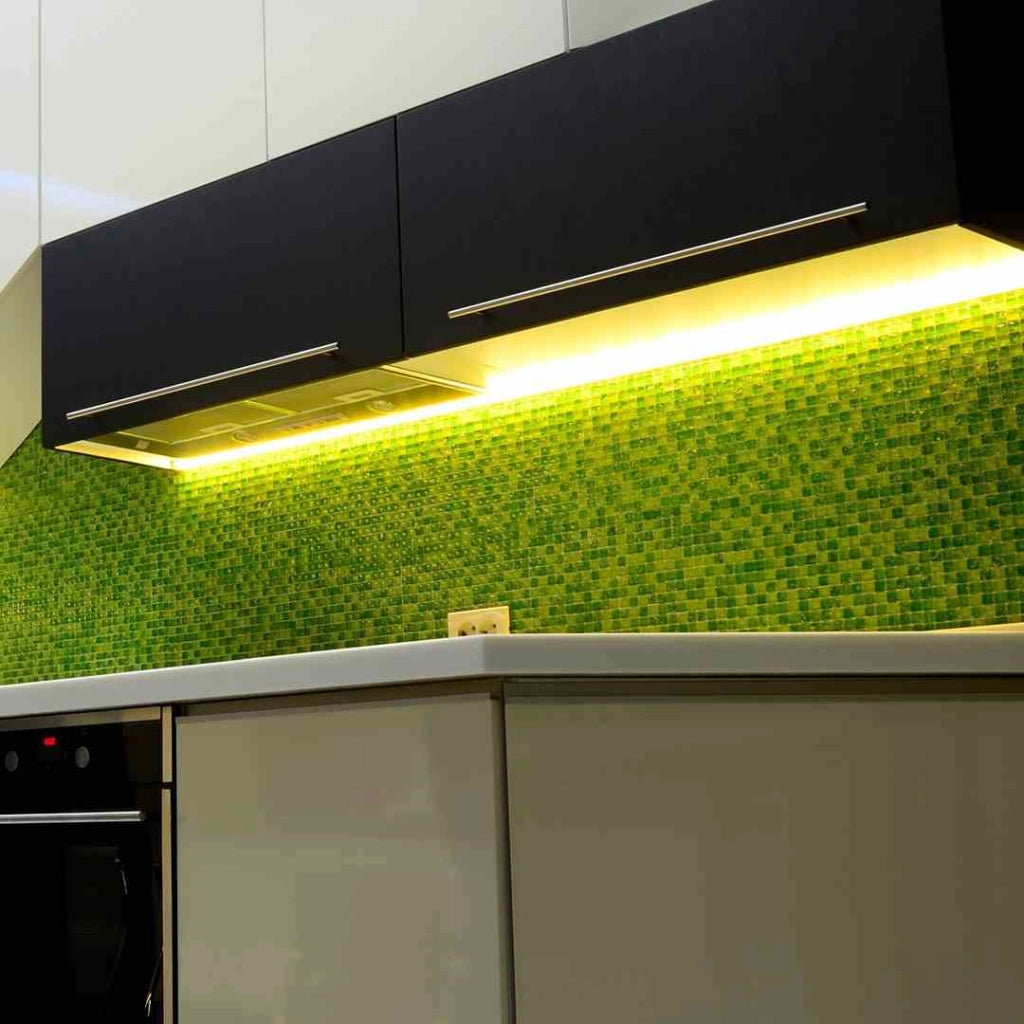 Striscia LED 5 m 48W 3000K bianco caldo IP20 Eko-Light