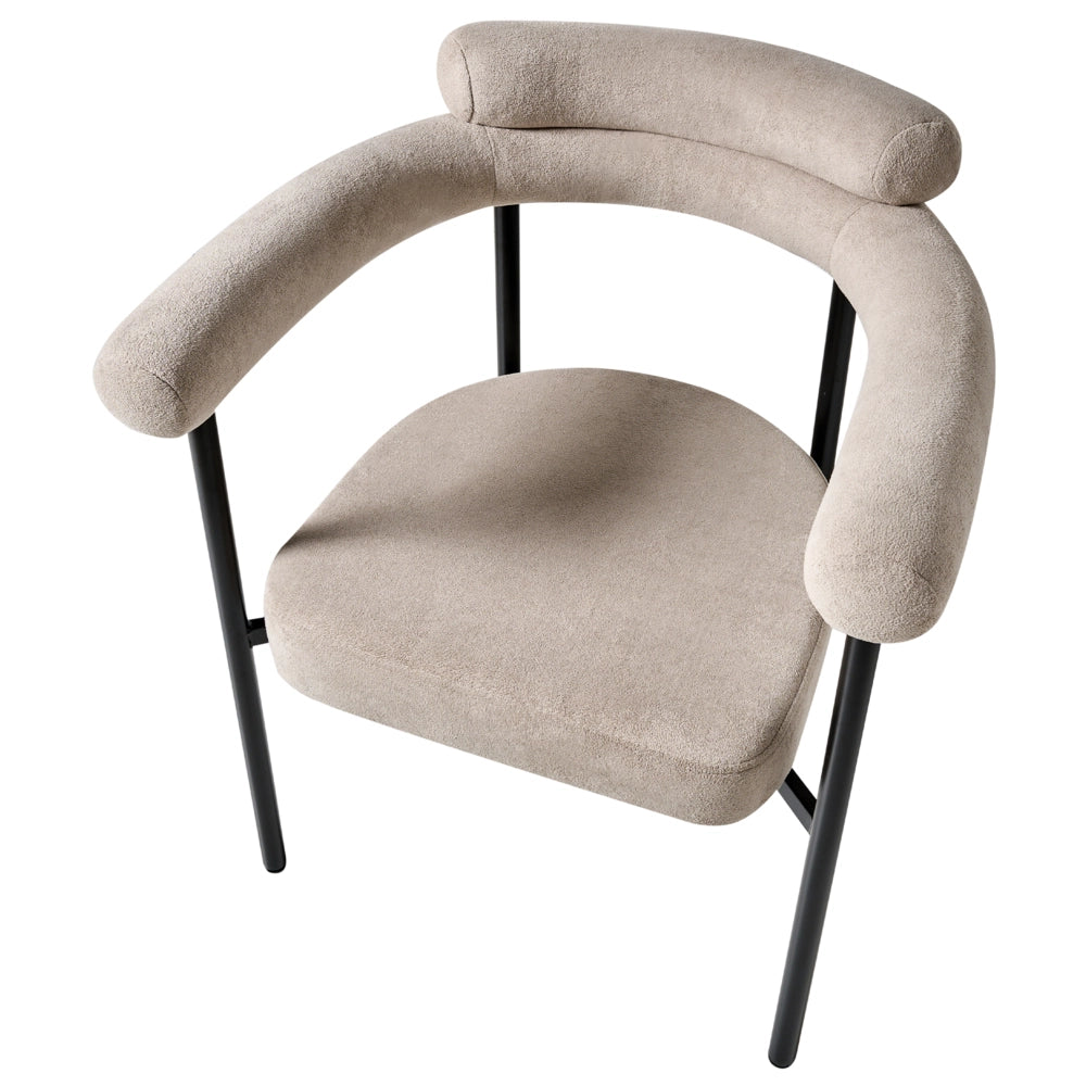 Set di 2 sedie da pranzo Beige Rivestimento in poliestere Gambe nere in ferro Schienale arrotondato Mobili da sala da pranzo in stile moderno