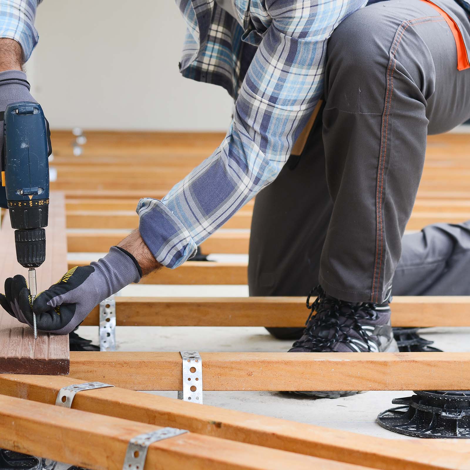 Set 80 supporti per pavimenti galleggianti Altezza regolabile 140-210mm Max 2700 kg Piedini per decking