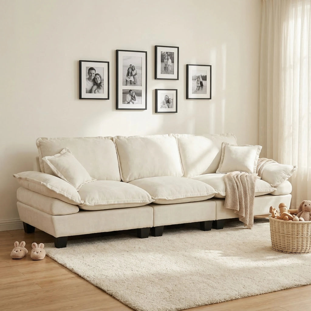 Divano moderno in ciniglia beige con braccioli curvi; 263x82x90 cm