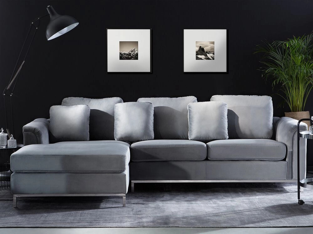 Divano ad angolo con rivestimento in velluto grigio a forma di L con orientamento a versione destra