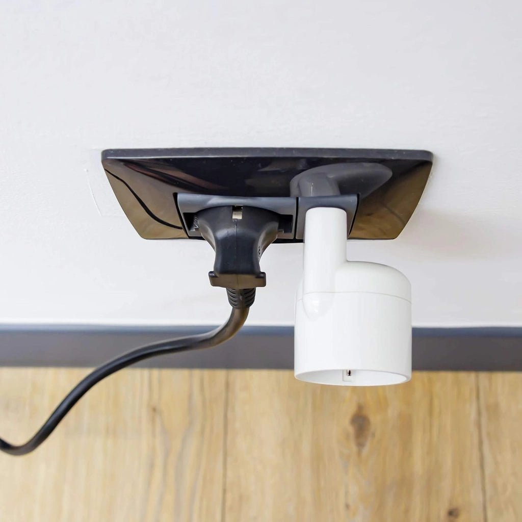 Adattatore disassato Schuko 16A 2P+T salvaspazio da spina tedesca a presa italiana 10A bianco Electraline