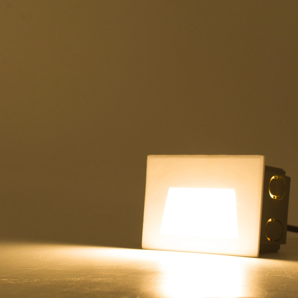 FARETTO BIANCO A LED SEGNAPASSO DA 5W PER INTERNI ED ESTERNI - CON CCT SWITCH COLORE LUCE PER GIARDINI SCALE E VIALI COMPATIBILE CON CASSETTA 503
