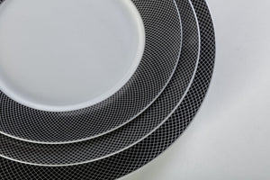 Servizio Piatti da Tavola 12 Pezzi in Porcellana Bianca Bordo Nero