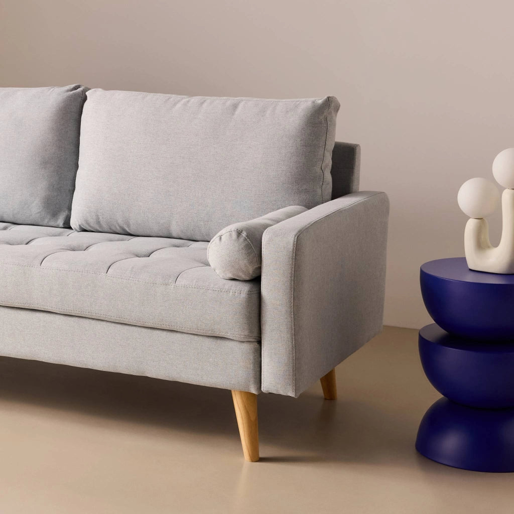 Divano in stile scandinavo in tessuto semplice, 3 posti, grigio chiaro