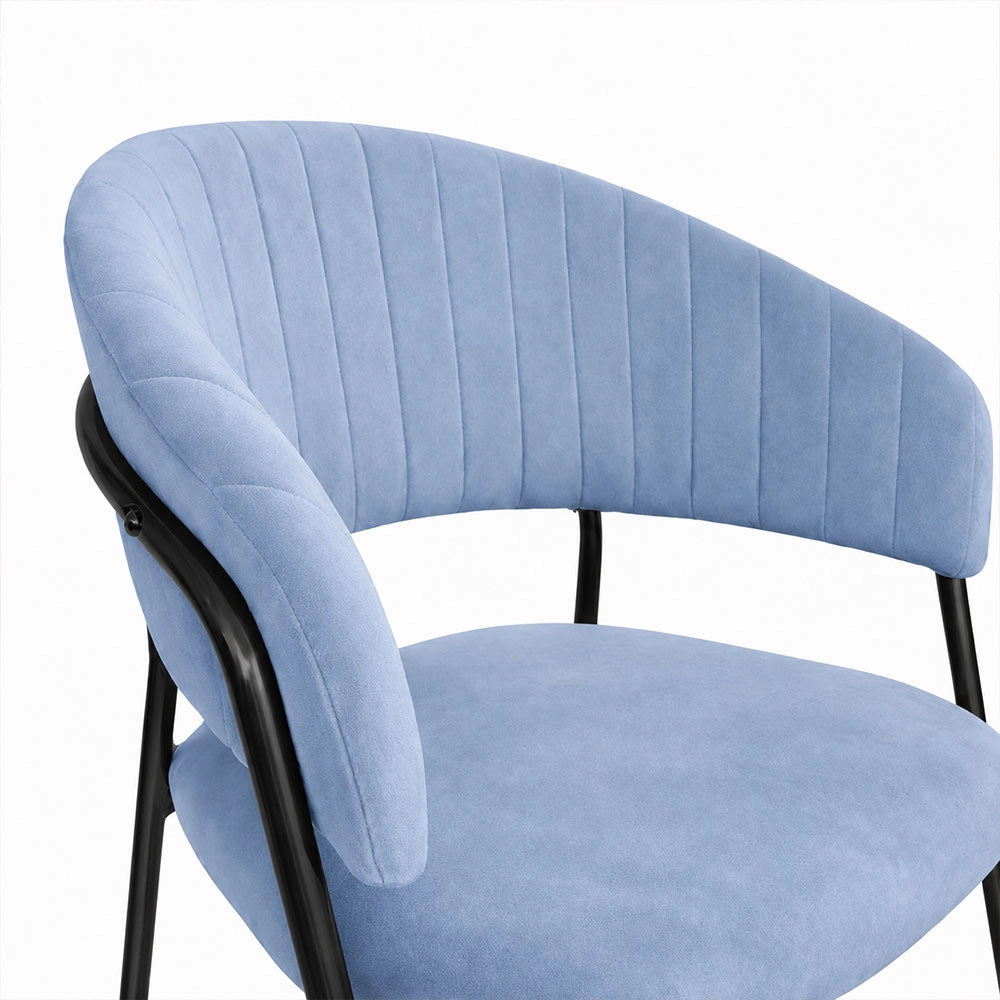 Sedie da sala da pranzo set da 2 Aurelia in velluto celeste con gambe nere