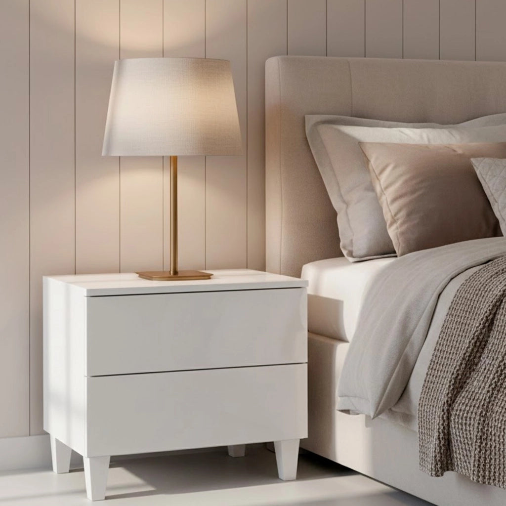 Comodino Moderno Con 2 Cassetti Mobile Da Camera Da Letto Con Piedini Struttura Compatta In Melaminico Antigraffio Montaggio Facile 50 X 34 X 39 Cm Bianco Lucido