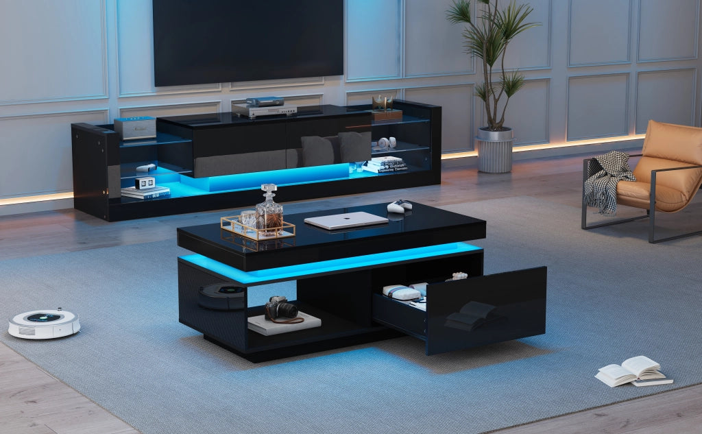 Credenza; con LED; finitura lucida; nero