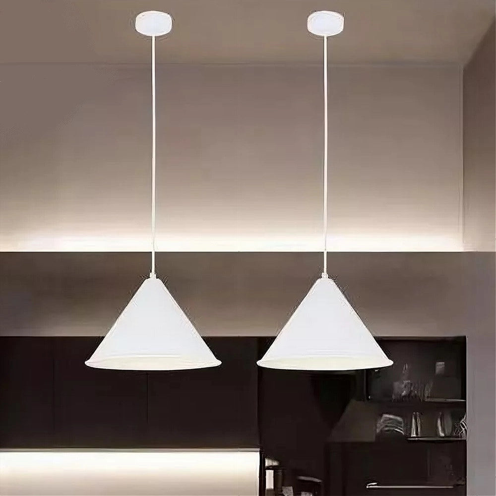 Trade Shop - Lampadario A Sospensione E27 Ferro Paralume Moderno Contemporaneo Cono Bianco 33375 -