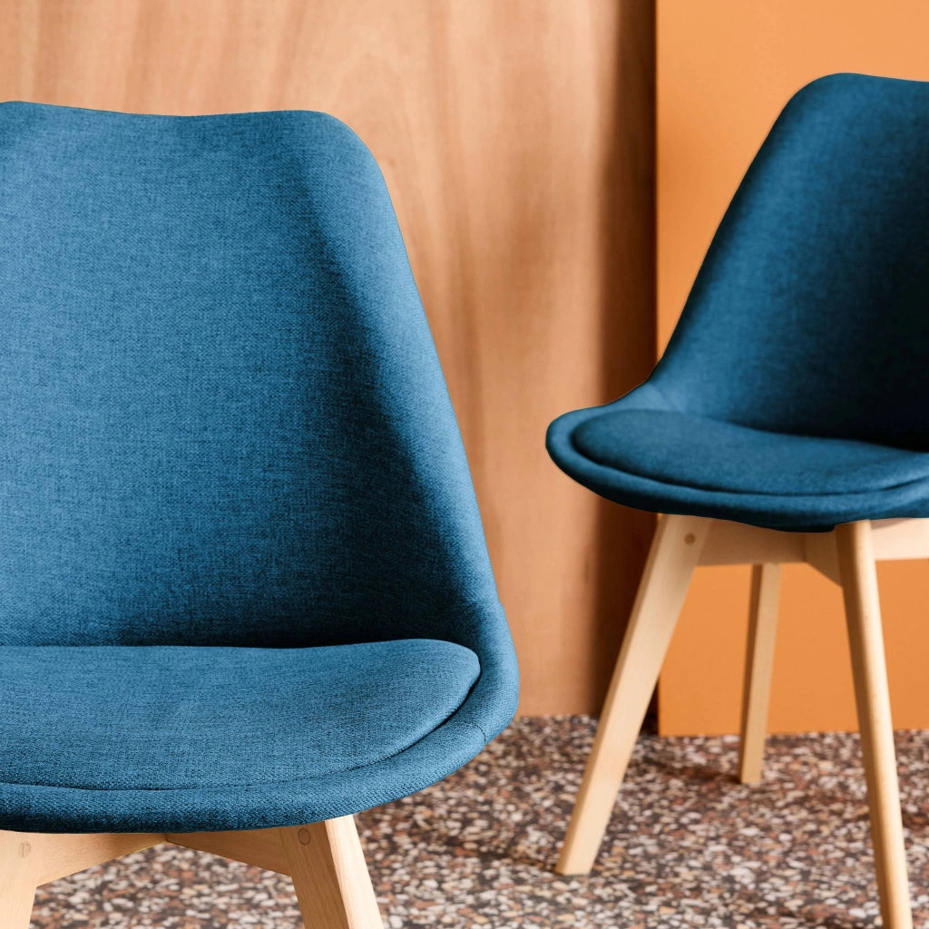 Set di 4 sedie scandinave in legno di faggio e tessuto semplice, blu