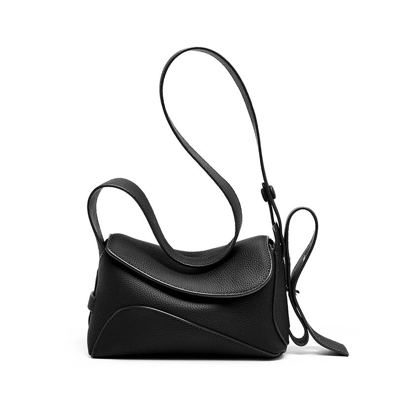Borsa a tracolla da donna in vera pelle, spaziosa e casual, colore nero.
