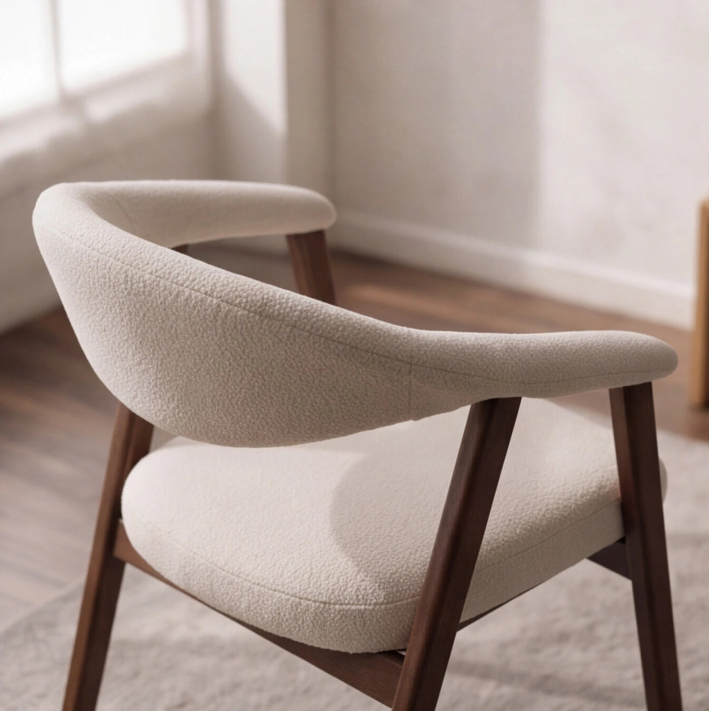 Set di 2 sedie in legno scuro e tessuto bouclé beige BARBARA
