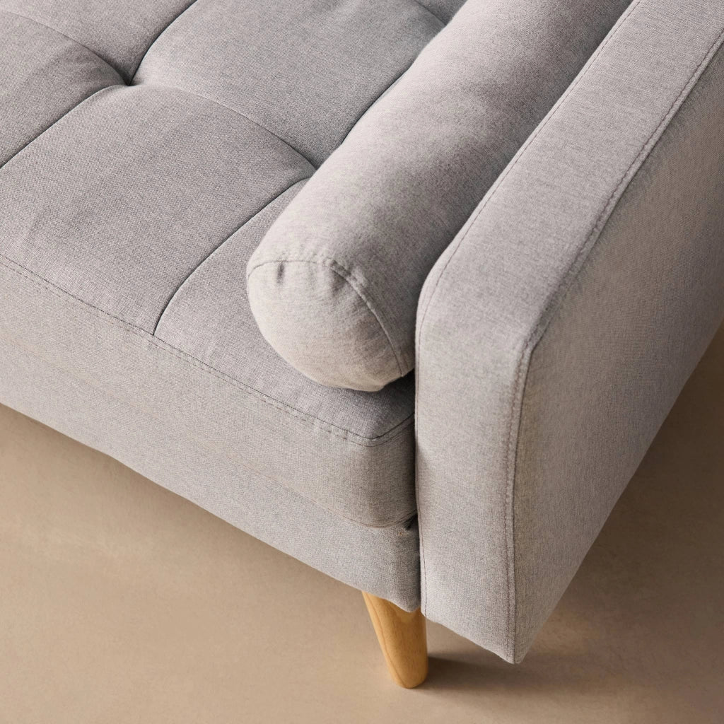 Divano in stile scandinavo in tessuto semplice, 3 posti, grigio chiaro