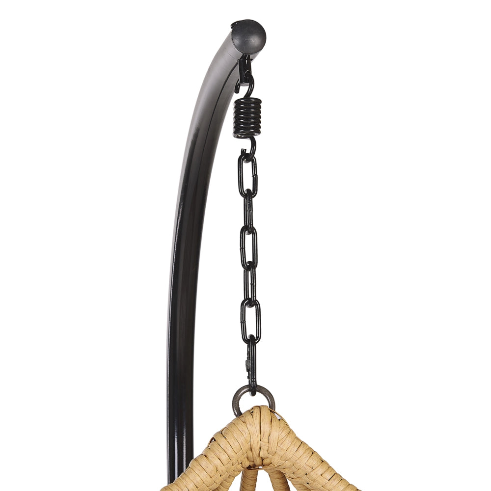 Sedia sospesa poltrona pensile in rattan beige con struttura in metallo a forma di cestino per interni ed esterni Boho