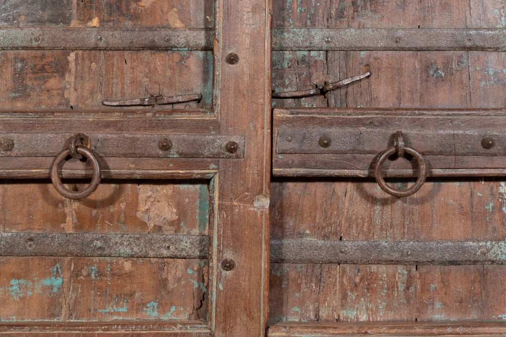 Biscottini Porta portone in legno massello e ferro da interno o da esterno vecchia e antica medievale scorrevole