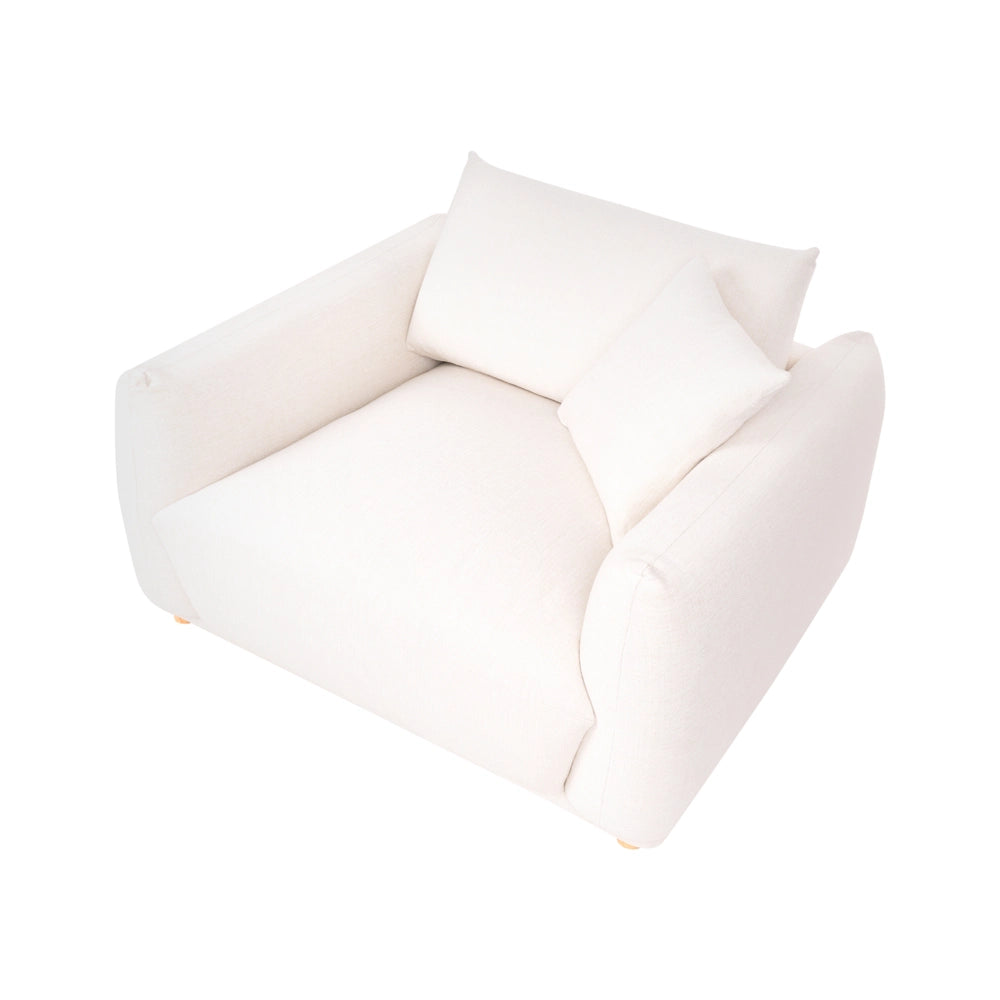 Poltrona da salotto con schienale in tessuto e gambe in legno bianco sporco stile moderno