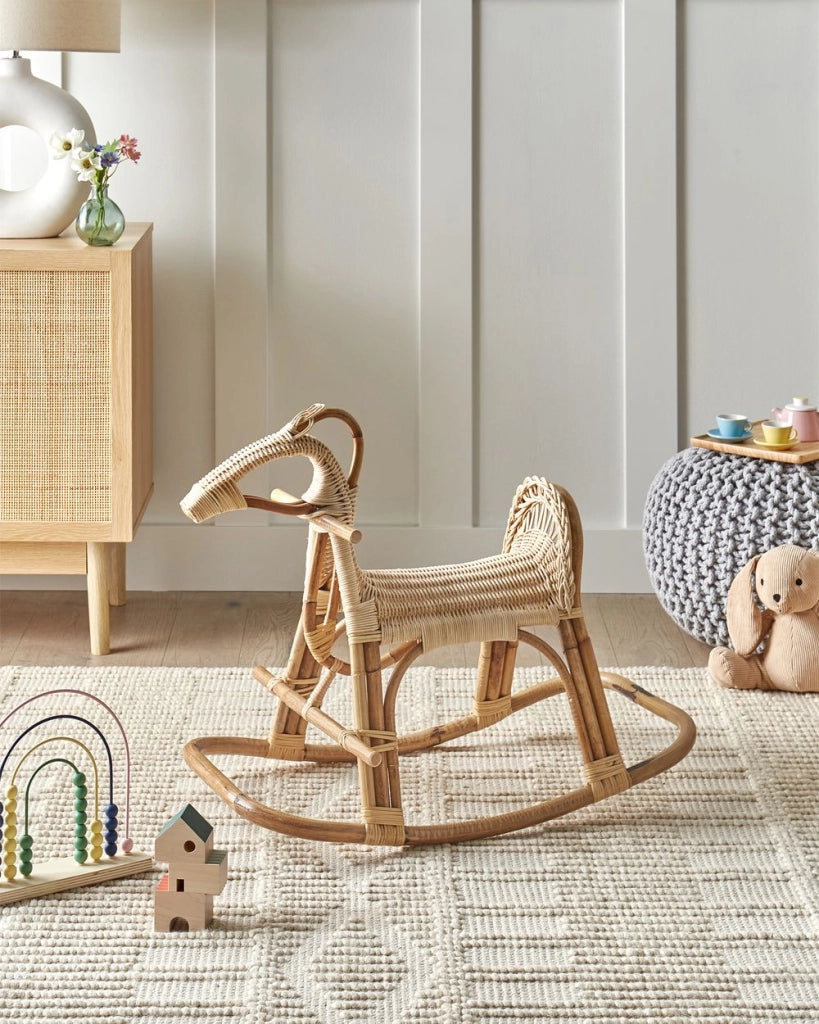 Sedia Cavallo a dondolo per bambini in rattan naturale Boho rustico per interni per il patio