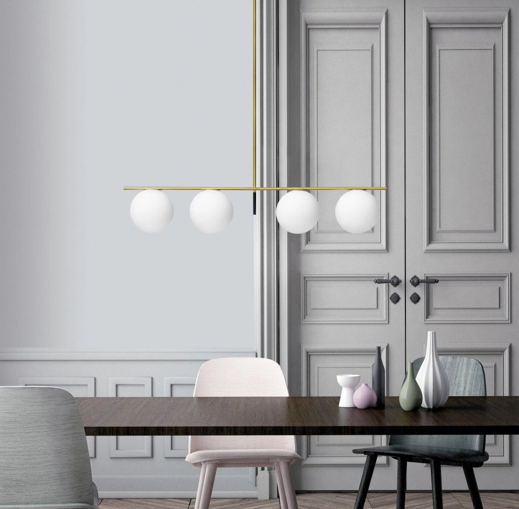 JUGEN SOSPENSIONE A 4 LUCI OTTONE ATTACCO E27 SFERA BIANCO OPACO D. VETRO 20CM
