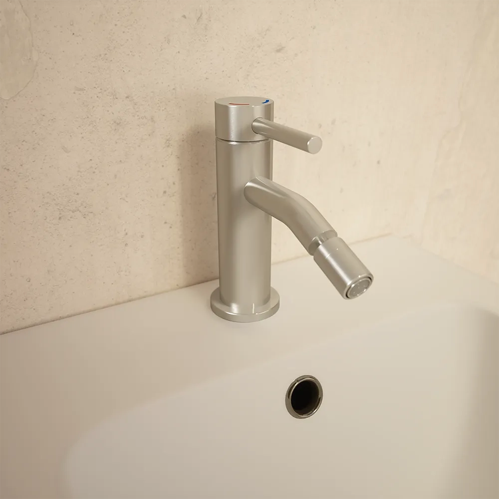 Coppia miscelatori lavabo ad incasso bidet senza scarico nickel spazzolato | Bette