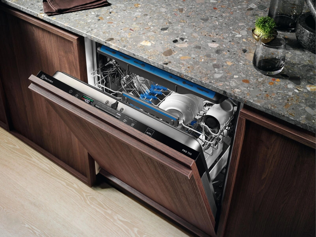 Electrolux EES48405L Lavastoviglie da Incasso 14 Coperti Classe C Serie 600 SatelliteClean