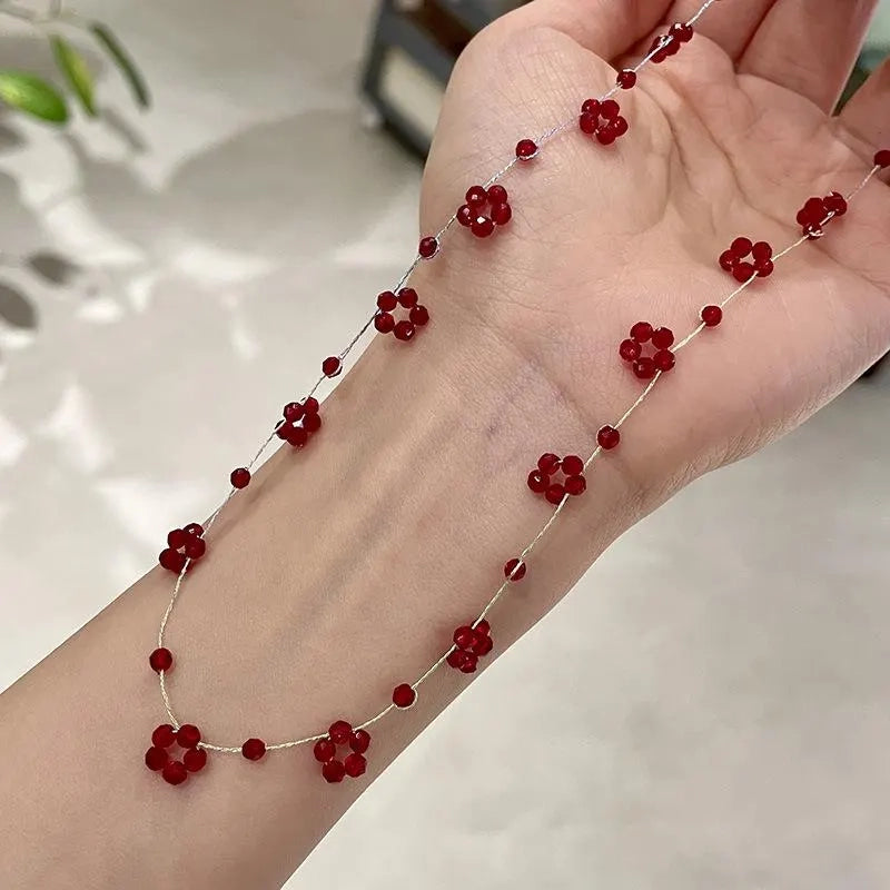 Collana fatta a mano con perline di cristallo rosso, regalo di Natale o di compleanno.