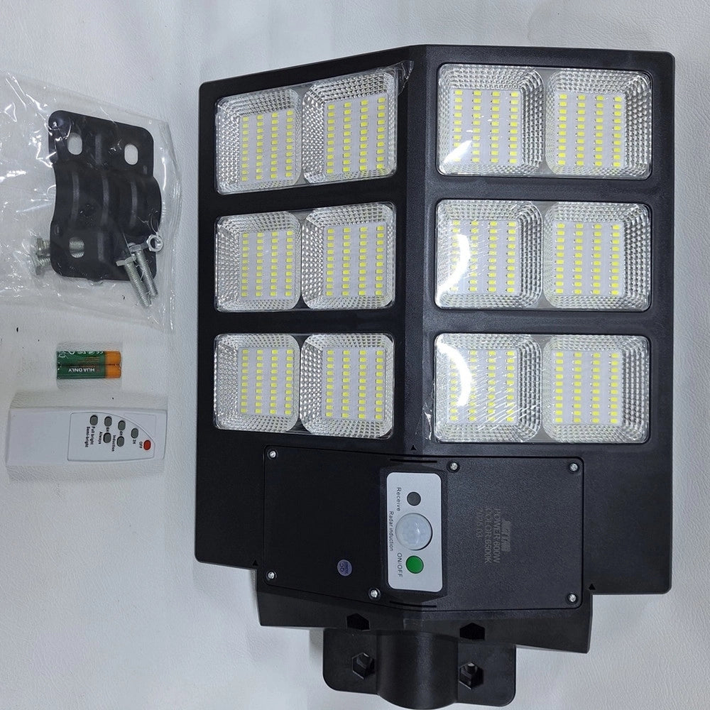 Trade Shop - Lampione Stradale Lampada A Led Da 600w Con Pannello Solare Telecomando Ip65 Uso Esterno -