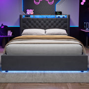 LETTO Imbottito 140 x 190 cm in Velluto Grigio con LED, USB e Contenitore